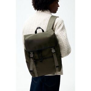 Zara Nylon Backpack in Olive / Unisex / Néw With Tags